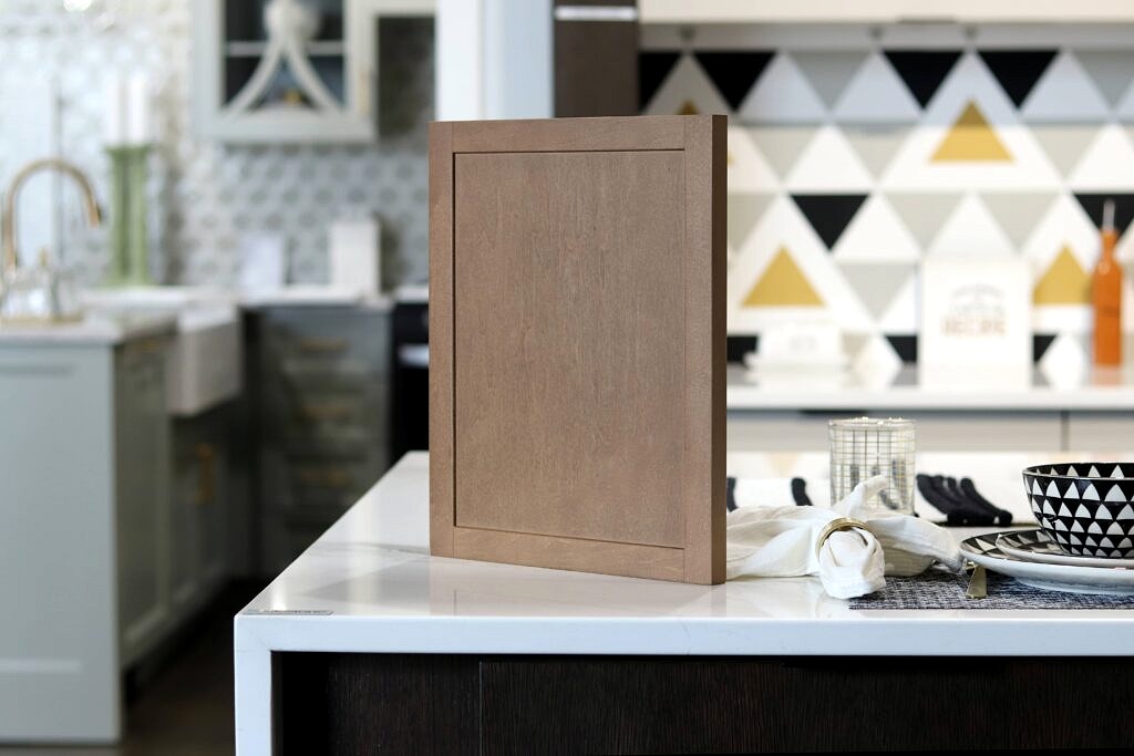 The Verra Slim Shaker door style in Maple Wood in the Burlap Stain.
